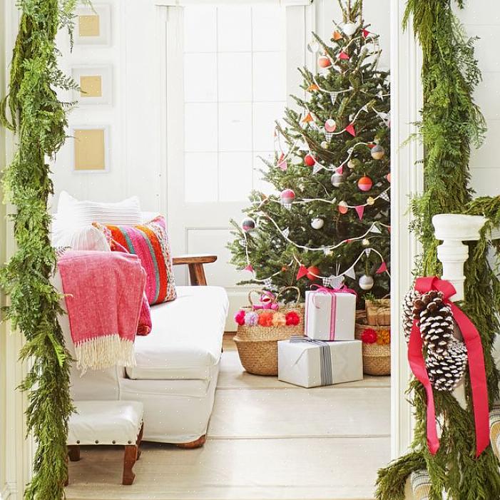 Het is niet meer dan normaal dat u eraan denkt om een thema te kiezen om uw huis voor Kerstmis te versieren