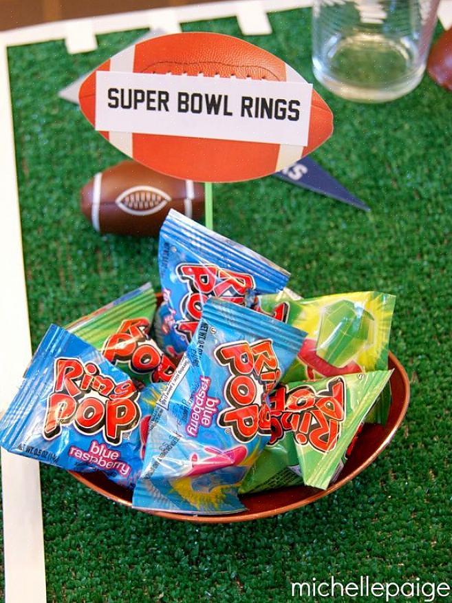 Houd de kinderen betrokken bij het spel met een eigen kleine wedstrijd genaamd Super Bowl Smackdown