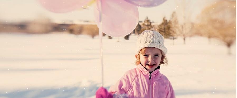 Bij het startsignaal moet elke speler op zijn ene flip-flop springen om de bijbehorende flip-flop