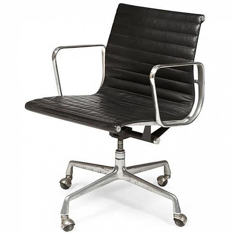De Eames Fiberglass Side Chair werd geïntroduceerd in 1951
