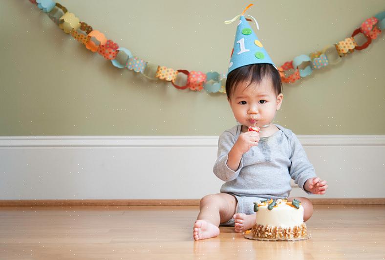 Je baby staat op het punt die eerste babystapjes te zetten als hij of zij dat nog niet heeft gedaan