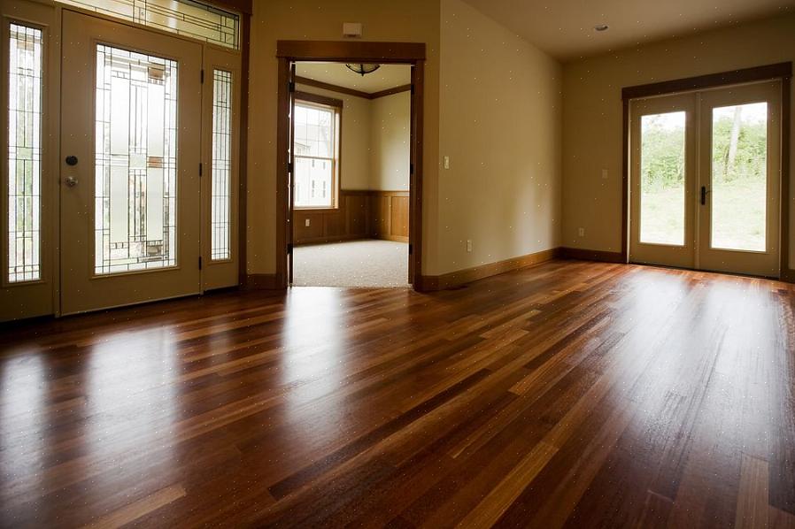 Hardhouten vloeren zijn een van de meest populaire materialen voor vloerbedekking
