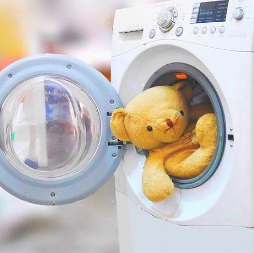 Hoe een wasmachine te ontsmetten met chloor