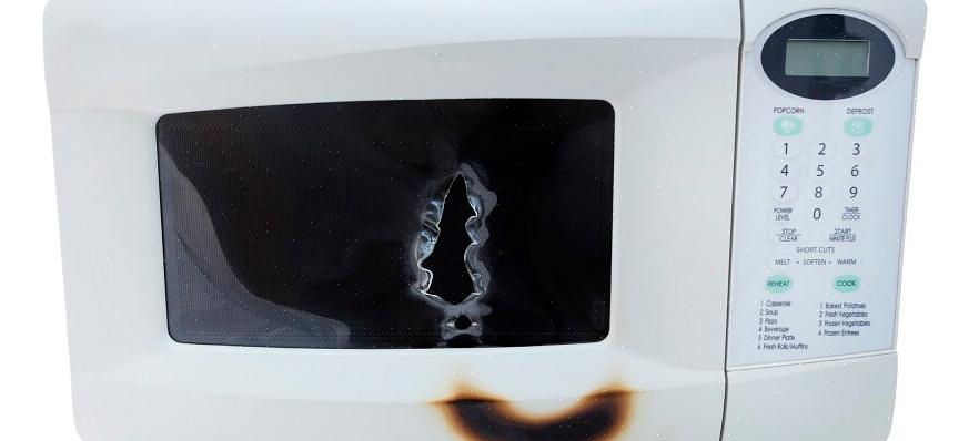 Vlammen kan veroorzaken die je magnetron kapot kunnen maken