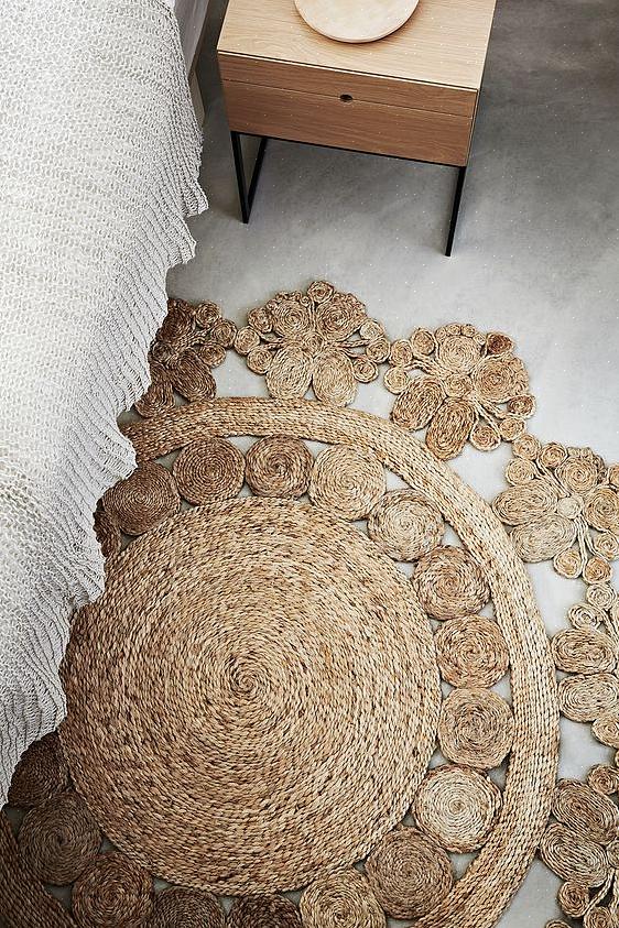 Het kopen van nieuw tapijt kan overweldigend aanvoelen omdat er zoveel keuzes