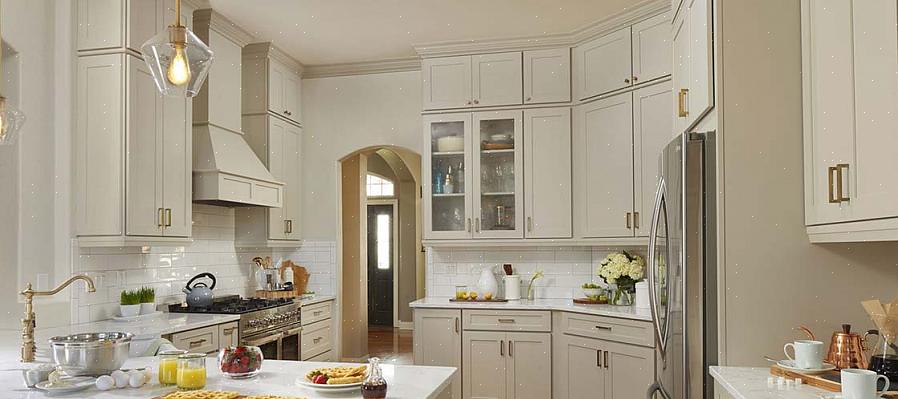 Niet-gemonteerde keukenkasten met massief houten deuren