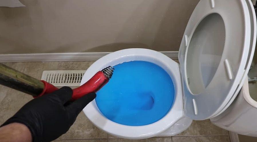 Hoe een wc-sifon leeg te maken met een toiletvijzel